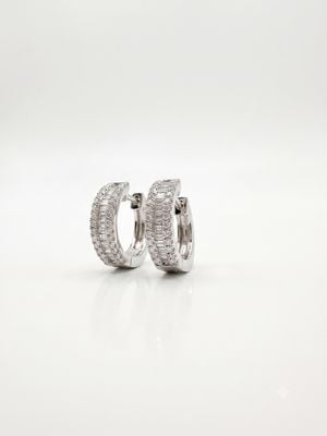 Clarity Jewellery Platinum Round Brilliant Cut And Baguette Cut 3 Row Diamond J88579