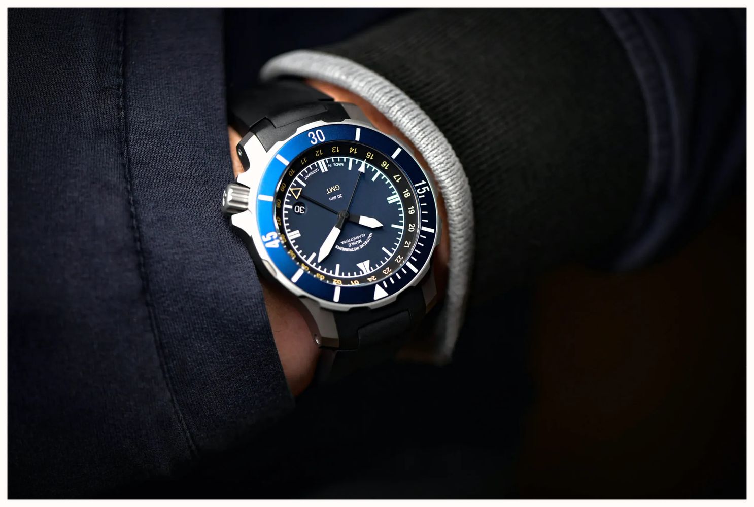 Mühle Glashütte Seebataillon GMT (45mm) Blue Dial / Black Rubber Strap ...