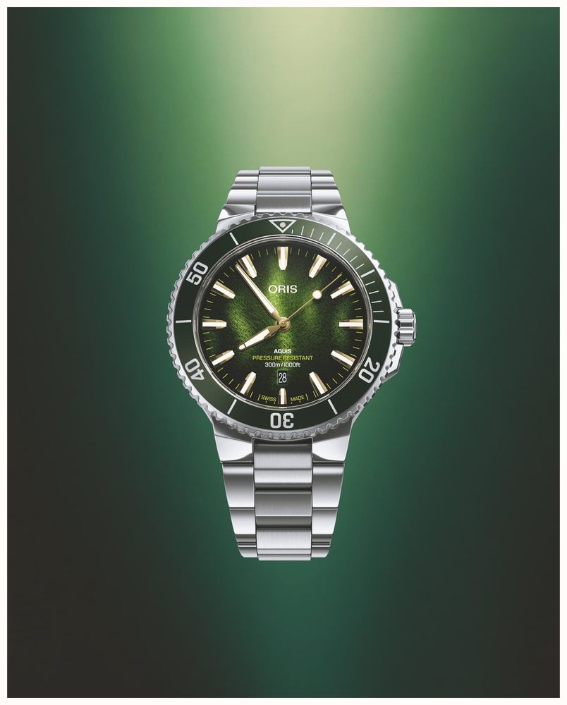 ORIS Aquis Date Kelp Forest Limited Edition (41.5mm) Ocean Green 3D Dial / Stainless Steel Bracelet 01 733 7787 4187-SET - alternate view 4