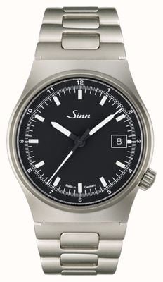 Sinn 544 Automatic (38.5mm) Matte Black Dial / Stainless Steel H-Link Bracelet 544.010 H LINK