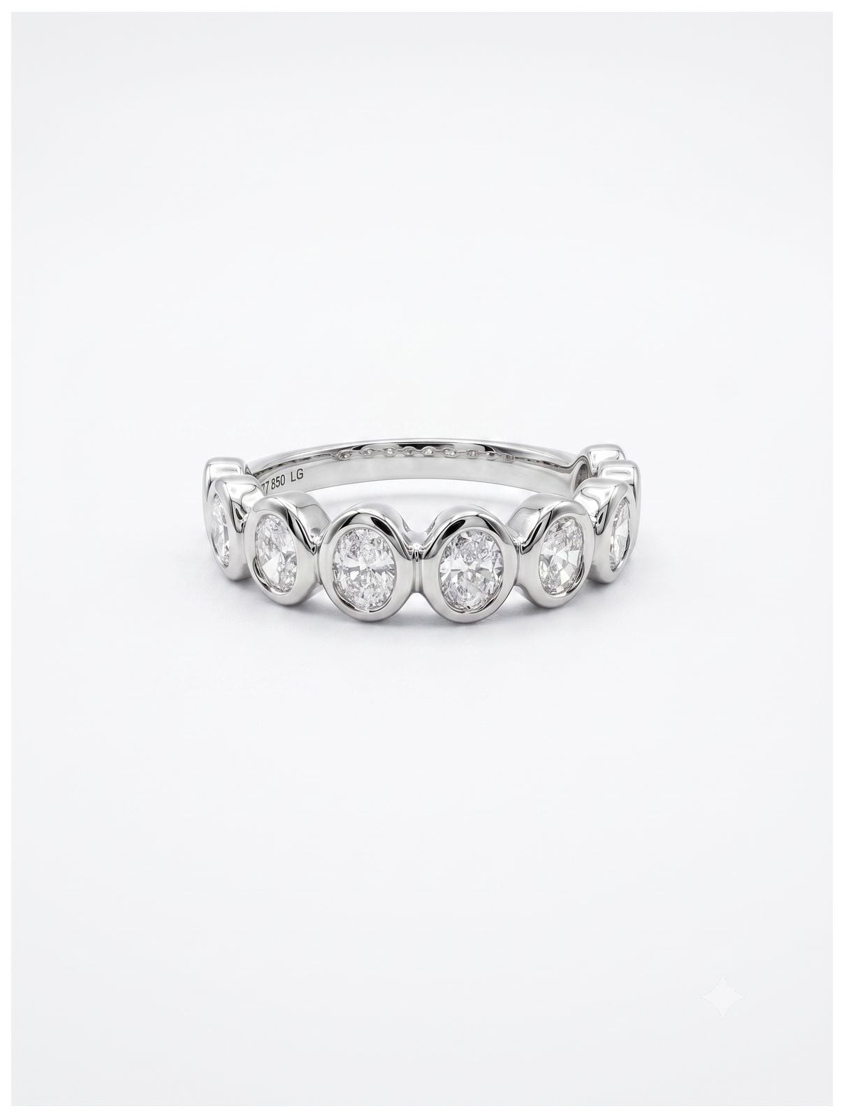 GEMEX J76455 Platinum Oval Lab Grown Oval Band 0.90ct Dvvs Jewellery