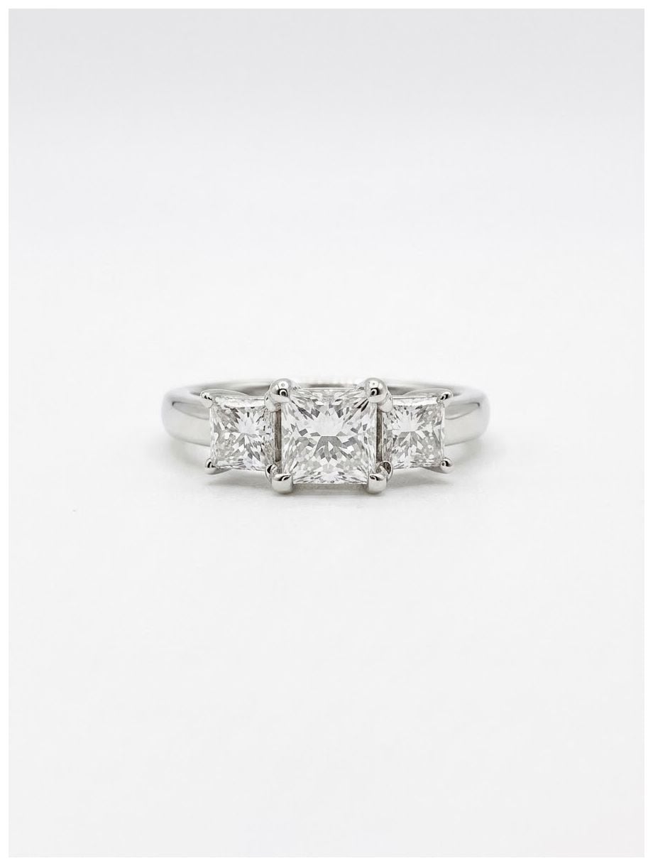 GEMEX J60207 1.09ct Princess Natural Diamond Platinum Jewellery