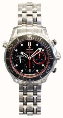 Pre-owned OMEGA Seamaster Diver ETNZ Limited Edition (44mm) Black Dial / Steel Bracelet & Black Rubber Strap J71427