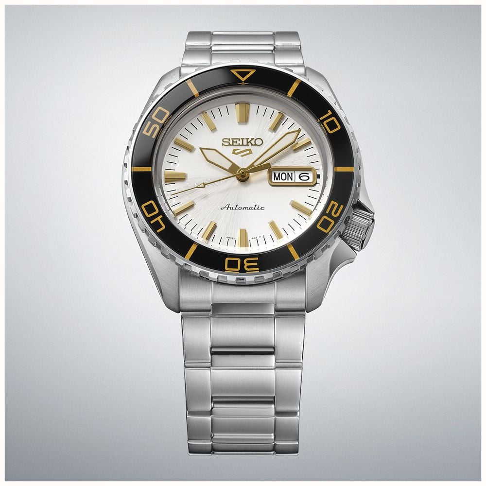 Seiko 5 Sports SKX SNZH Automatic (42.5mm) ‘Formal White’ Dial / Stainless Steel Bracelet HDB004K1 - alternate view 2