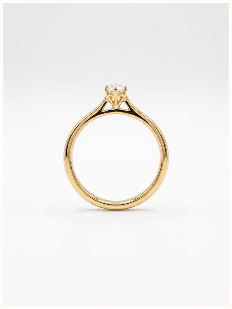 0.30ct Oval Natural Diamond 9ct Yellow Gold Solitaire Ring J71382 - alternate view 3