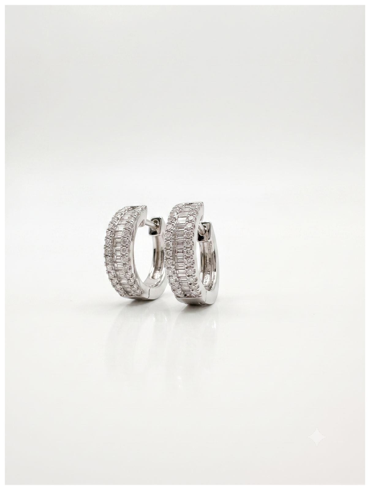 Clarity Jewellery J88579 Platinum Round Brilliant Cut And