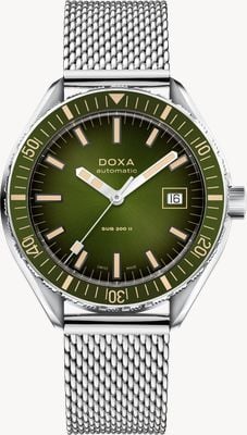 DOXA SUB 200 II Sea Emerald (44mm) Green Sunray Dial / Stainless Steel Mesh Bracelet 795.10.131.10