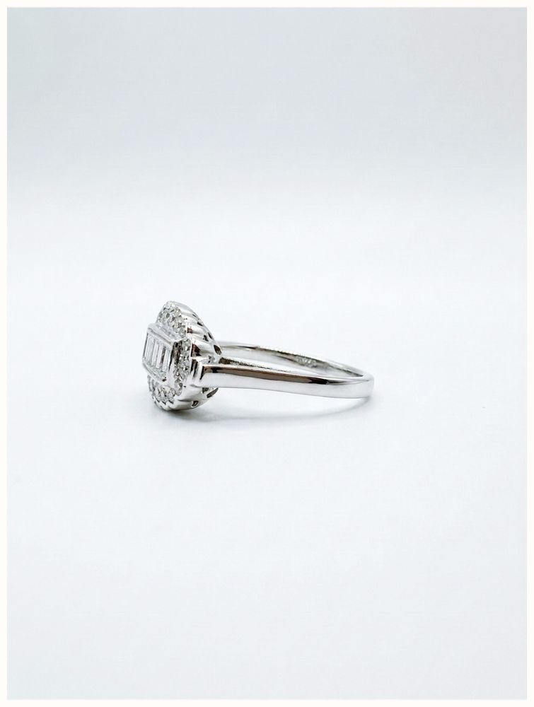 18ct White Gold Diamond Cluster Ring JM4721 - alternate view 2