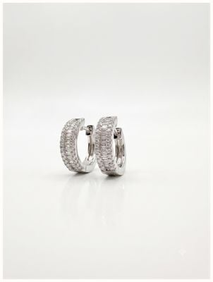 James Moore & Co Platinum Round Brilliant Cut And Baguette Cut 3 Row Diamond J88579