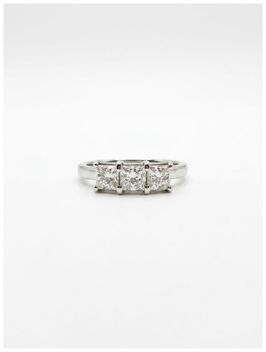 James Moore & Co JM1372 Princess Natural Diamond 18ct White Jewellery
