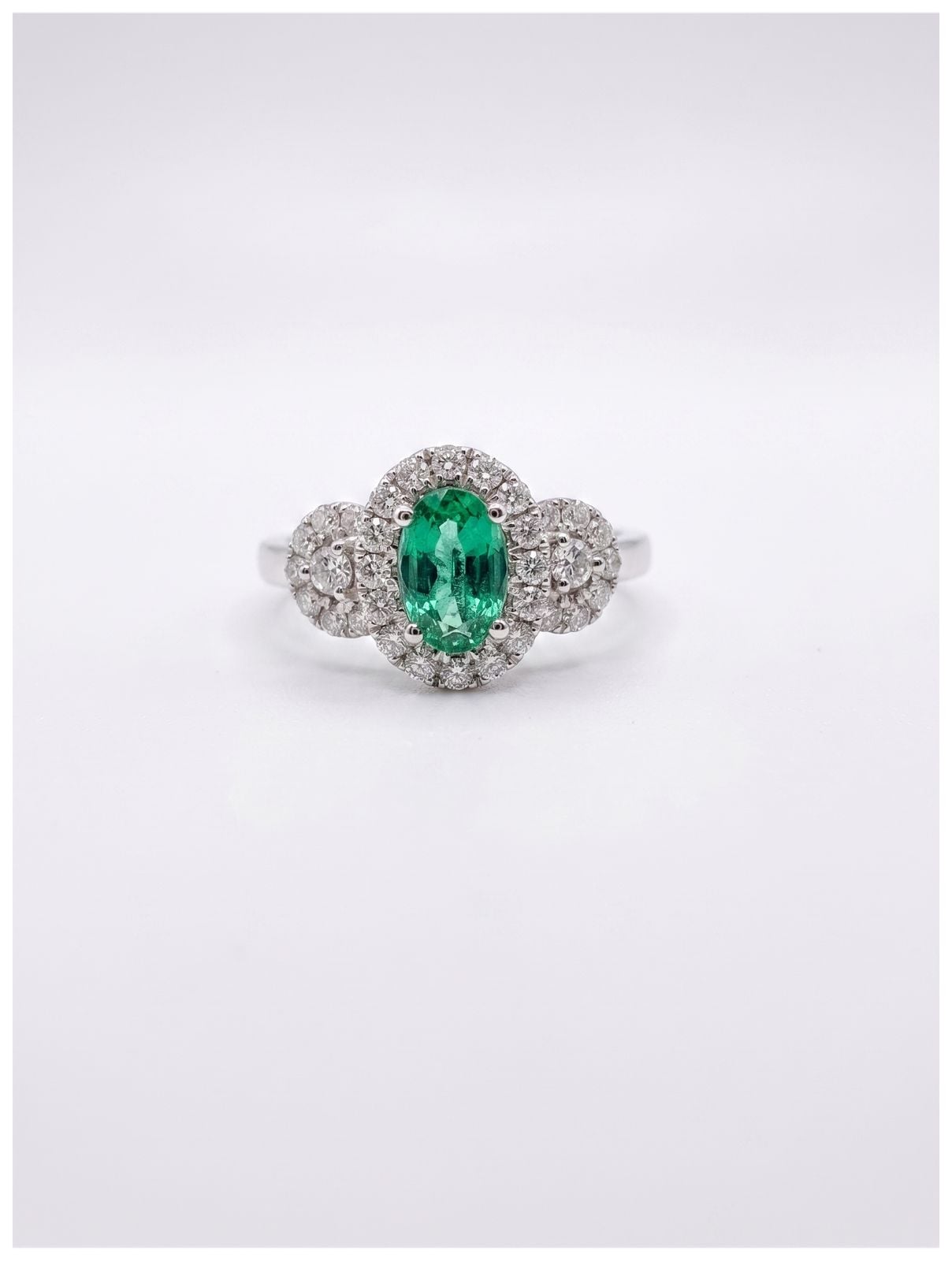 Clarity Jewellery J85797 Platinum Emerald And Diamond Triple