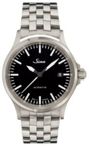 Sinn 556 I Automatic (38.5mm) Glossy Black Dial / Fine Link Stainless Steel Bracelet 556.010 FINE LINK BRACELET
