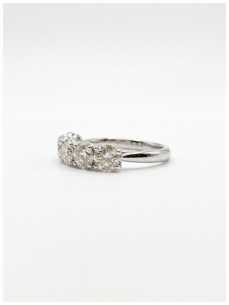 2.52ct Round Brilliant Natural Diamond Platinum Five Stone Ring J34996 - alternate view 2