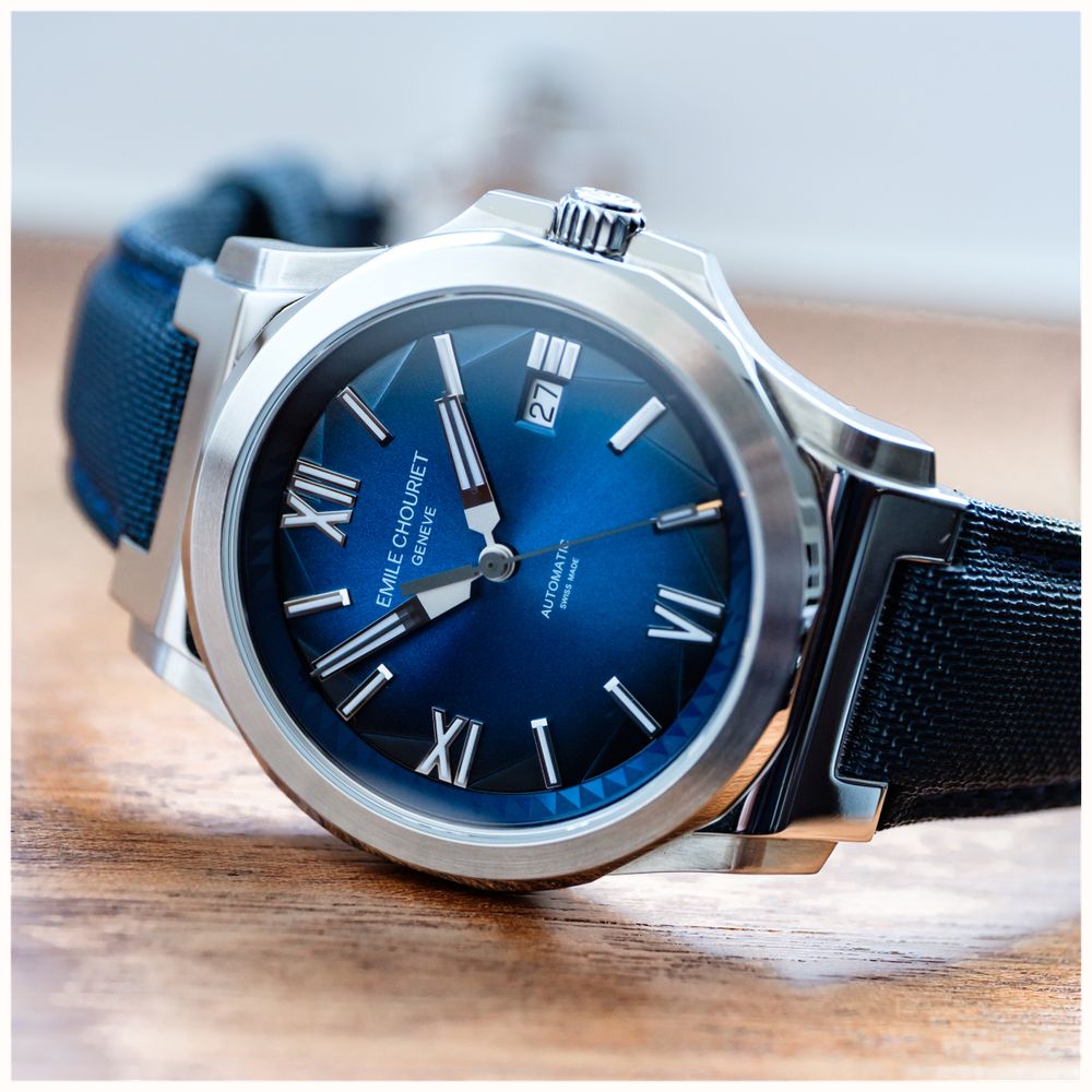 Emile Chouriet Challenger Cliff Automatic (40mm) Blue Sunray Dial / Blue Canvas Strap 08.1170.G.6.6.N8.2 - alternate view 3