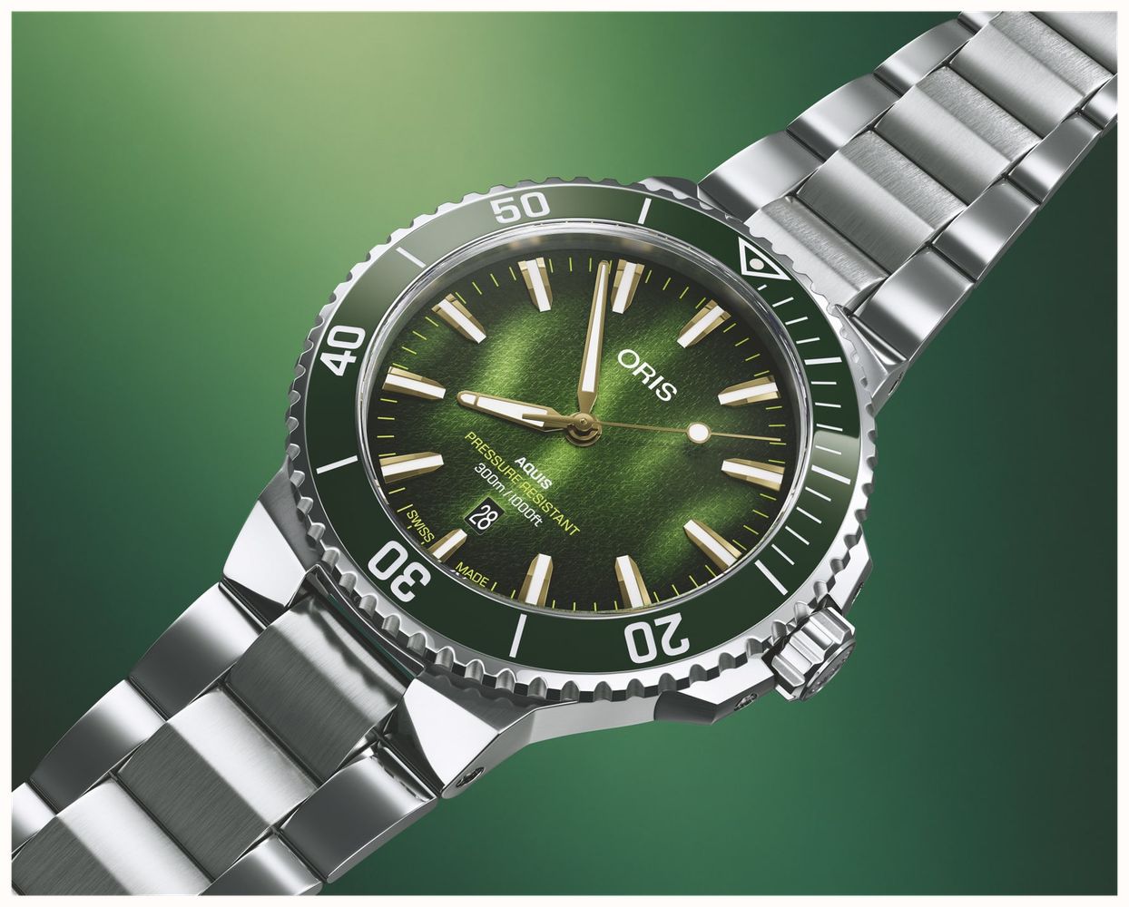 ORIS Aquis Date Kelp Forest Limited Edition (41.5mm) Ocean Green 3D Dial / Stainless Steel Bracelet 01 733 7787 4187-SET - alternate view 12