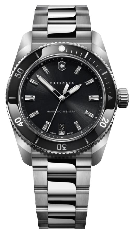 Victorinox 242097 Maverick Quartz (39mm) Black Dial / Watch
