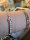 Customer picture of Guess ARM PARTY Round Solitaire Gold-Tone Stainless Steel Tennis Bracelet UBB04220YG