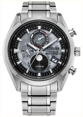 Citizen Men's 'Tsuki-Yomi' Radio-Controlled Moon Phase (43mm) Silver Dial / Super Titanium Bracelet BY1010-57H