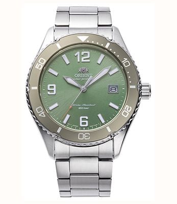 Orient Solar Sports Diver (39.9mm) Pistachio Green Dial / Stainless Steel Bracelet RA-WJ0001E10B
