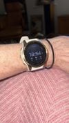Customer picture of Garmin Fenix 7S Pro Sapphire Solar Soft Gold Light Sand Band 010-02776-15