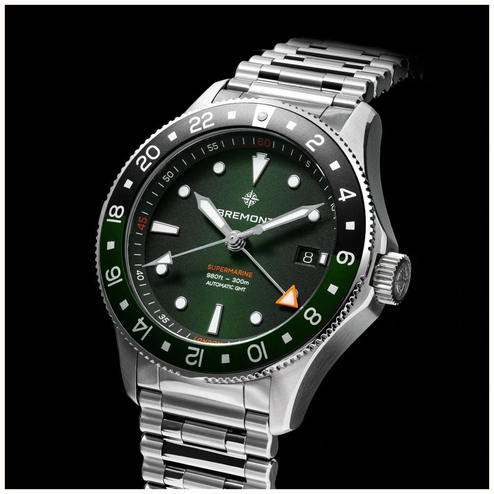 Bremont Supermarine 300M GMT Automatic (40mm) 'Tundra' Green Gradient Dial / Stainless Steel Bracelet SM40-GMT-SS-GNBK-B - alternate view 3