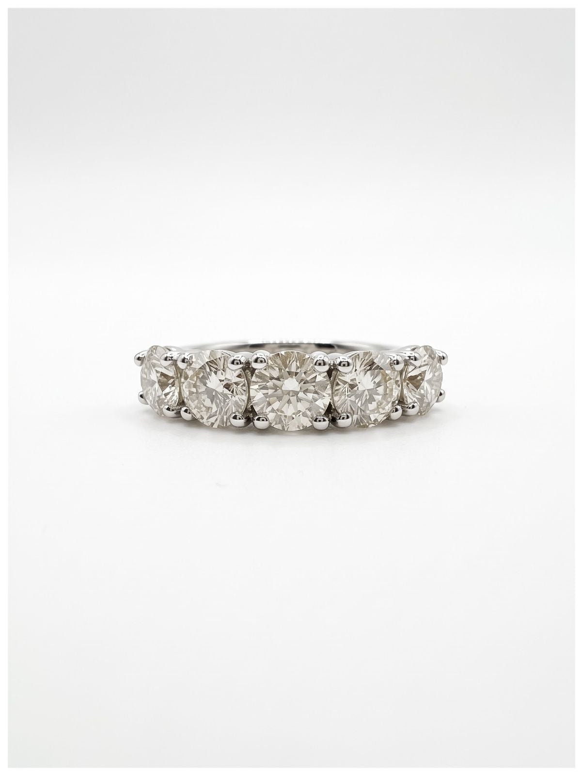 James Moore & Co J34996 2.52ct Round Brilliant Natural Jewellery