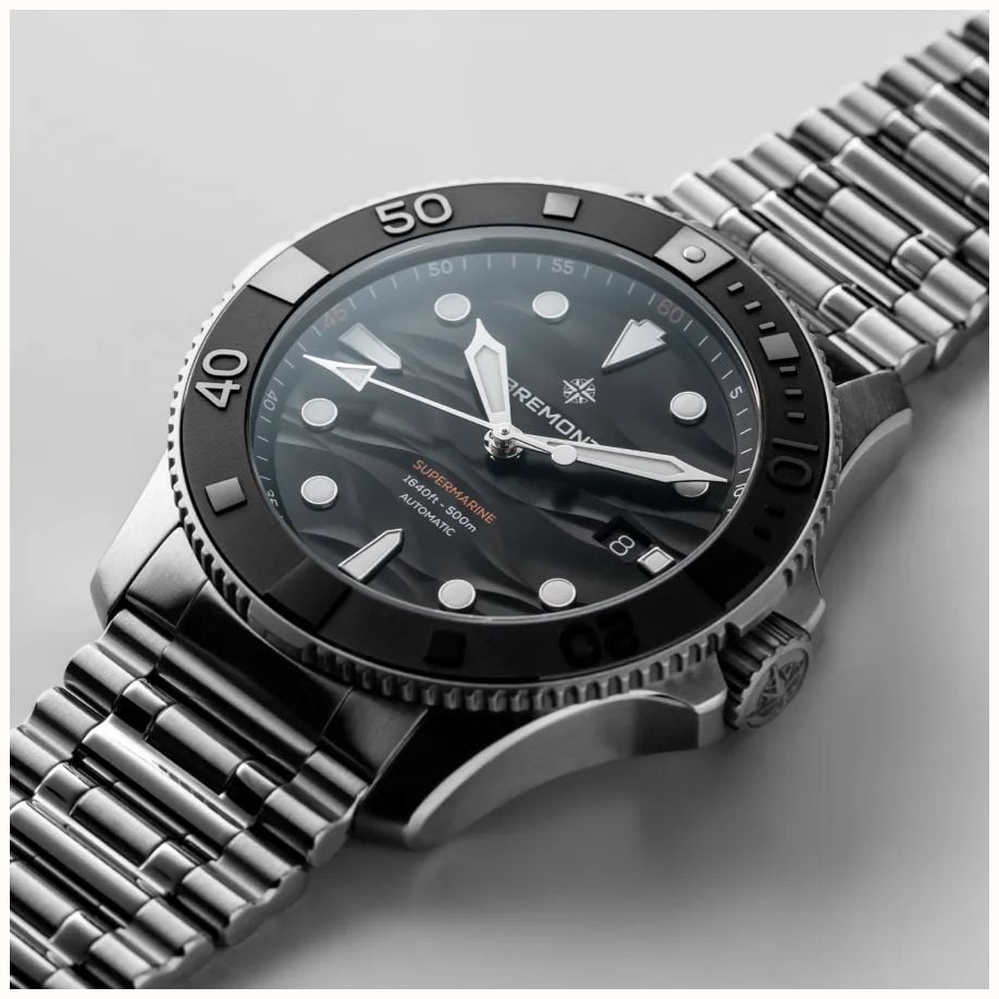 Bremont Supermarine 500M Automatic (43mm) Black 3D Wave Pattern Dial / Stainless Steel Bracelet SM43-DT-SS-BK-B - alternate view 3