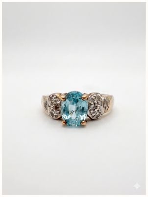 Pre Owned 9ct Yellow Gold Aquamarine And Diamond Cluster Rin J79469