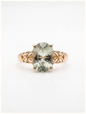 9ct Yellow Gold Fancy Cut Light Blue Stone Ring J2142