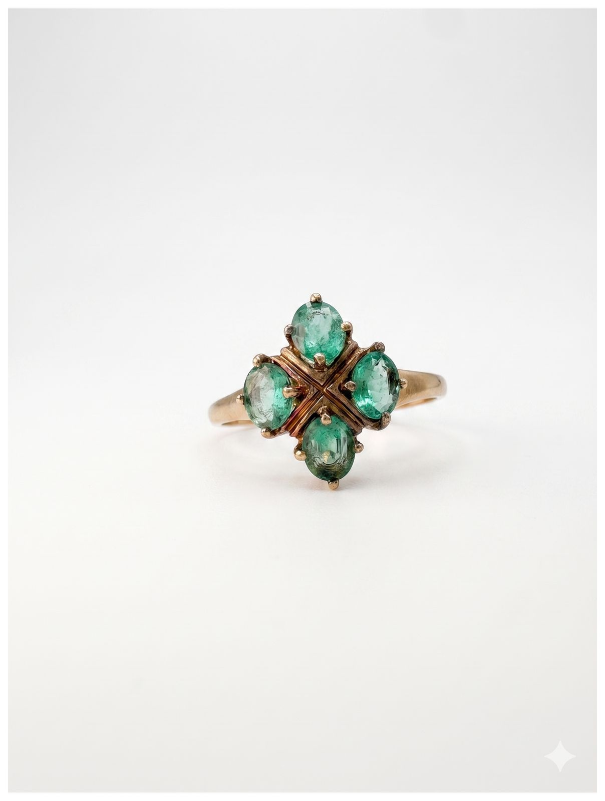 Pre-owned J98838 9ct Yellow Gold 4 Stone Emerald Ring Jewellery
