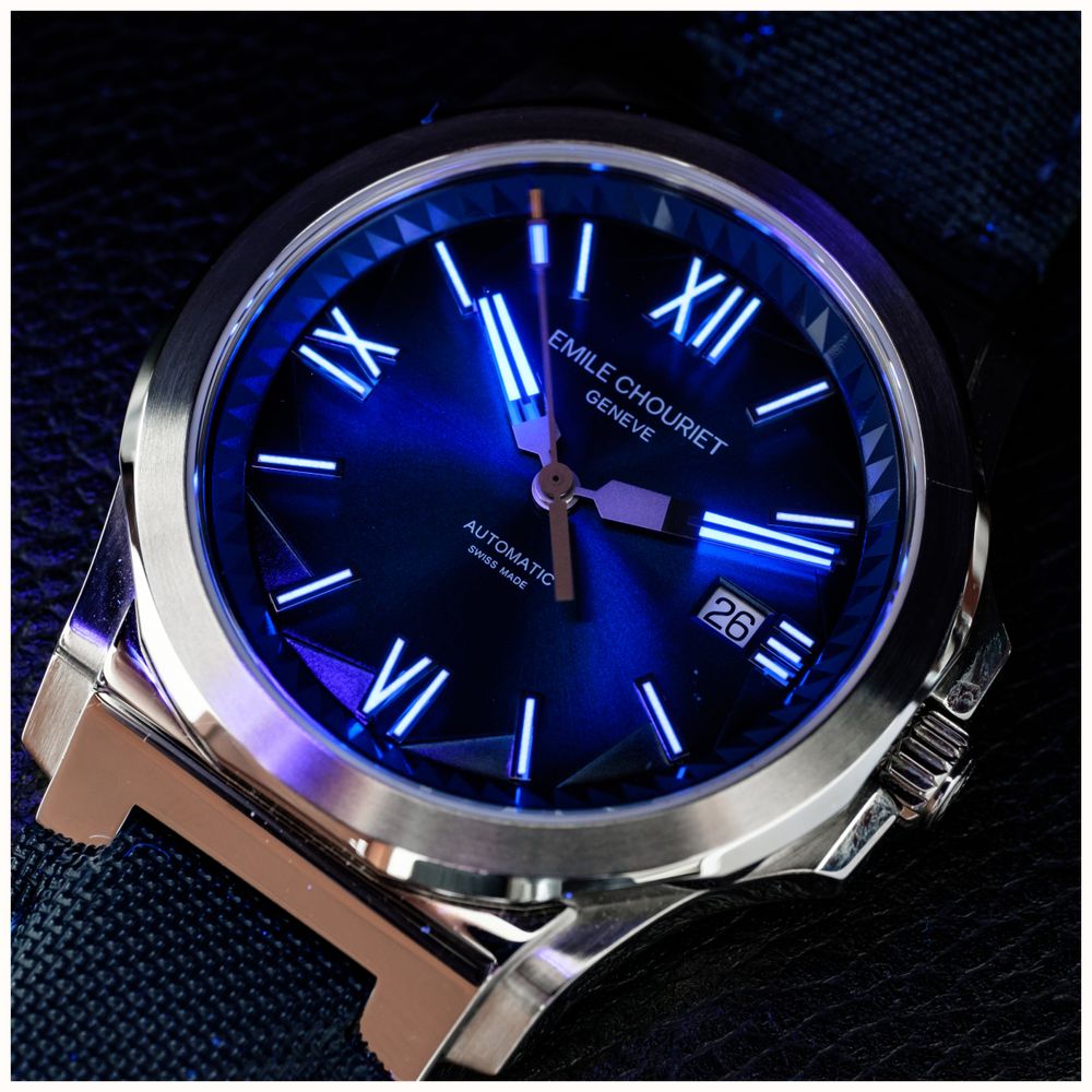 Emile Chouriet Challenger Cliff Automatic (40mm) Blue Sunray Dial / Blue Canvas Strap 08.1170.G.6.6.N8.2 - alternate view 4